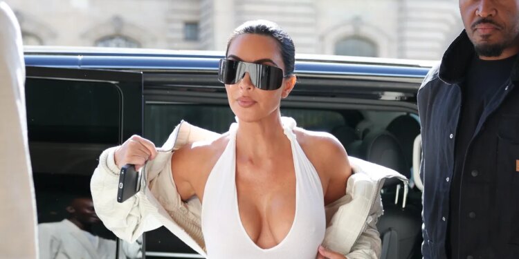 Kim Kardashian Is All In on Breaking This Famous Fashion Rule