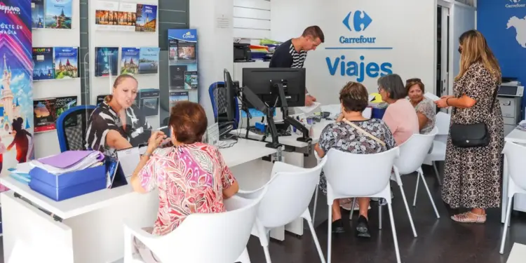 El canal de la intermediación mantiene su pujanza: las ventas en agencias crecieron un 4% en julio