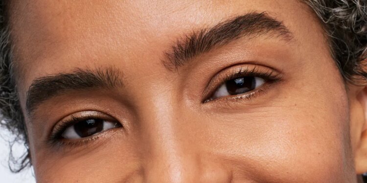8 Best Serums for Wrinkles and Fine Lines