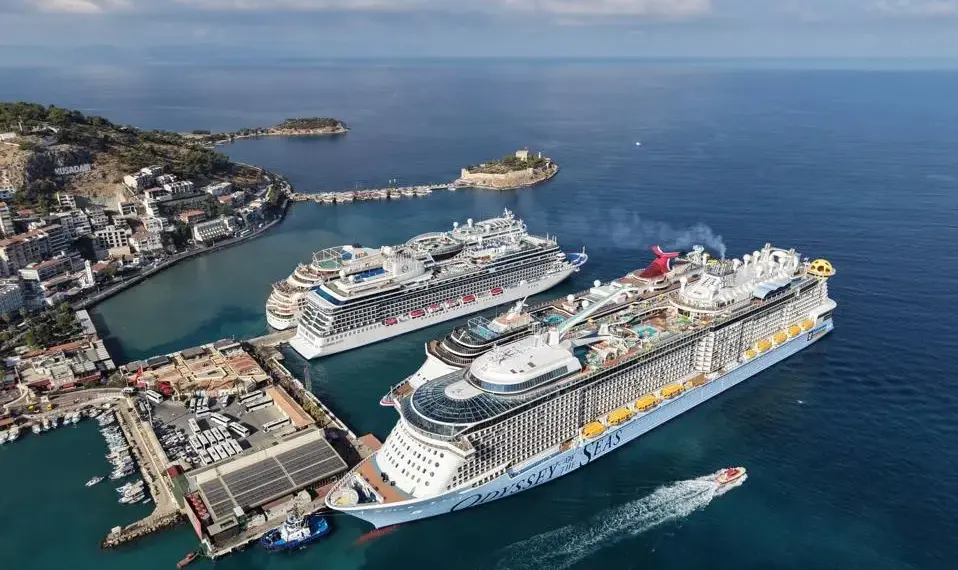 Las acciones de Carnival suben un 12% tras el gigante de los cruceros que registra ingresos récord