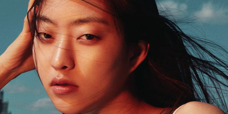 6 Steps to Glass Skin, According to K-Beauty Experts