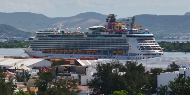 Mazatlán supera los 330 mil visitantes a bordo de cruceros en 2026