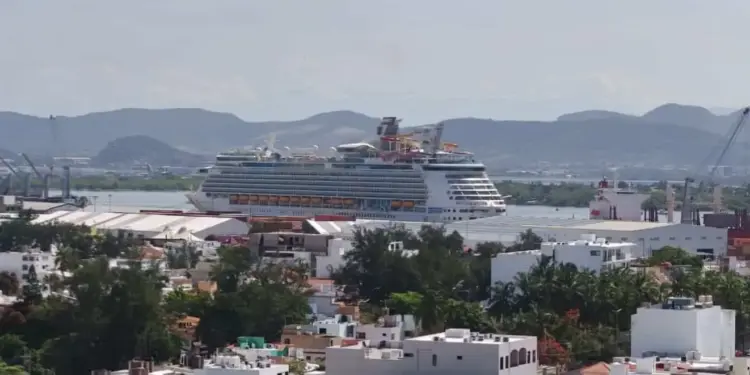 Mazatlán recibirá nueve cruceros en septiembre; dejarán una derrama superior a 48 mdp