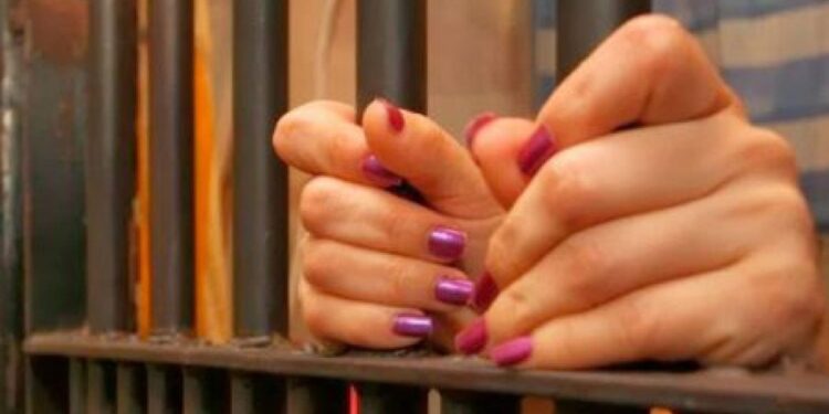 A proceso, mujer acusada de fraude en agencia de viajes de Jiquilpan