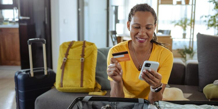 Nueva tarjeta da hasta 6.500 puntos y descuentos para viajes: cómo funciona