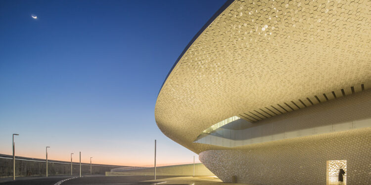 Galería de Terminal de Cruceros de Leixões / Luís Pedro Silva Arquitecto