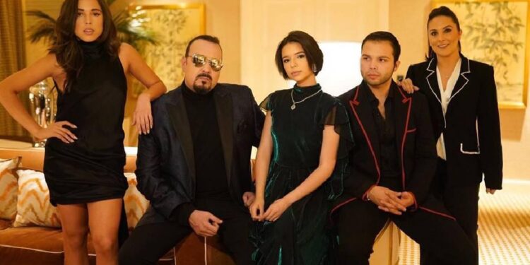 Pepe Aguilar prepara dos bioseries y una serie de viajes: ¿seguirá los pasos de Los Derbez?
