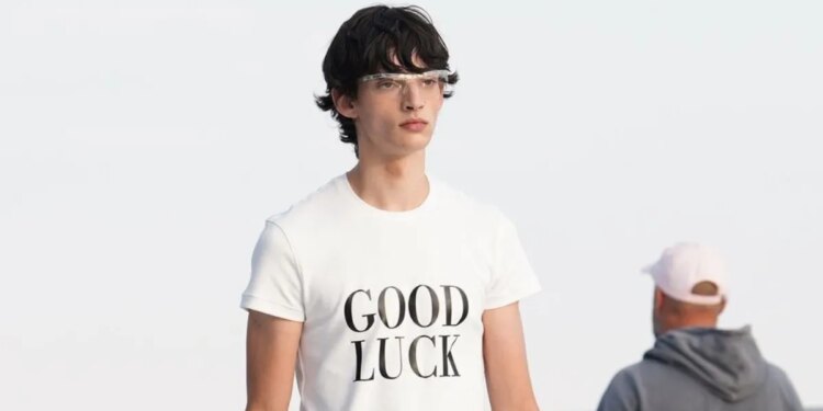 “Cool, unexpected and original”: First Reactions to Loris Messina and Simone Rizzo’s Moschino Debut