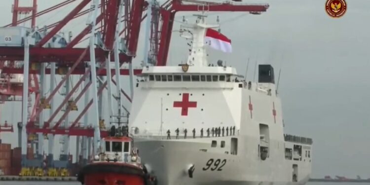 La Operación 'Yakarta': Alojar a inmigrantes en cruceros para descongestionar Ceuta