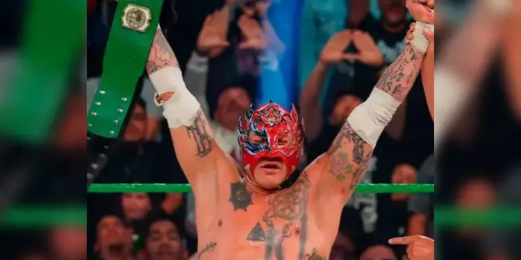 Rey Fénix defendió el campeonato mundial crucero en una espetacular lucha de cuatro esquinas en TripleMania 34 noche 2