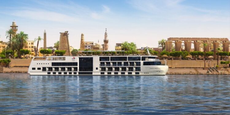 Entregan barco fluvial Viking Sekhmet para operar en el río Nilo