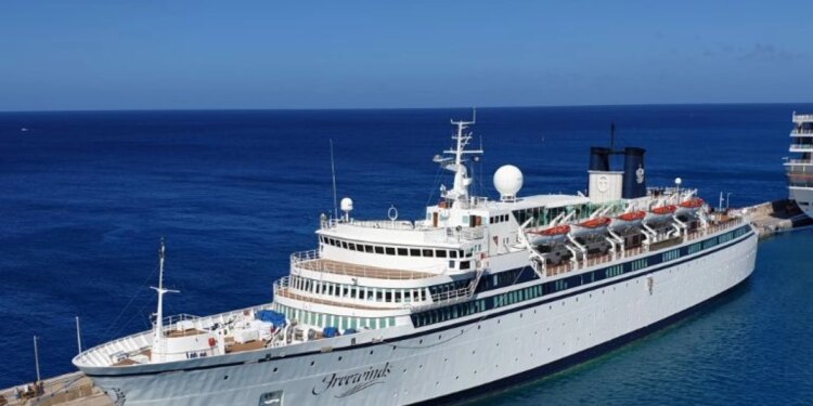Cancelación del crucero Freewinds tras la crisis de seguridad registrada en Santa Marta: hay preocupación por otros arribos de la temporada 2026-2027