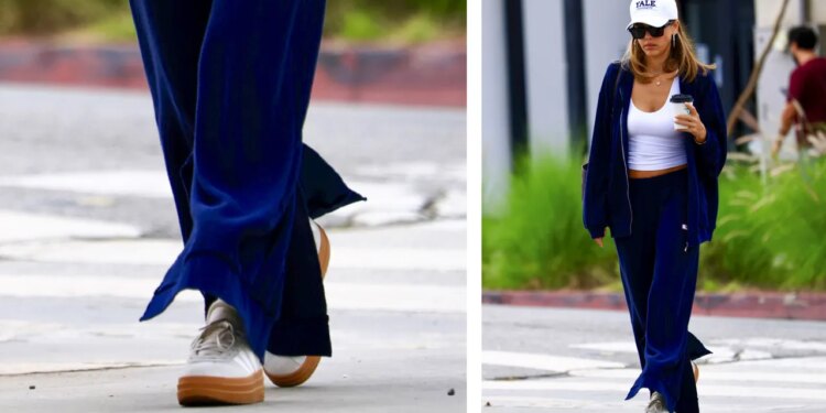 Todas queremos los tenis de plataforma (inspirados en los años 80) que lleva Jessica Alba en septiembre 2026