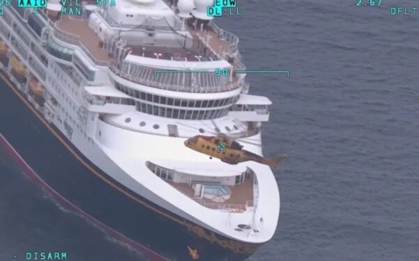 Tripulante herido de crucero Disney es evacuado en helicóptero en Canadá