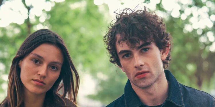 “A Chic Way to Be Casual and a Casual Way to Be Chic”—Gap and A.P.C. Are Collaborating