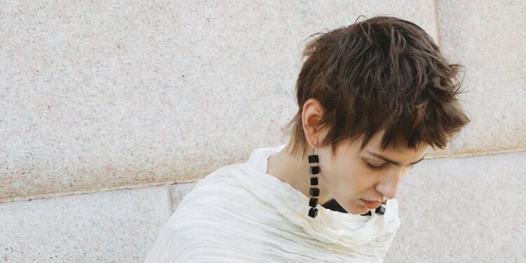 A New Generation of Jewelry Designers Is Bringing Back Art Deco