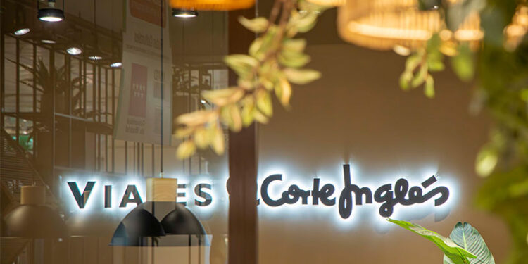 Viajes El Corte Inglés registra su huella de carbono en el MITECO por tercer año