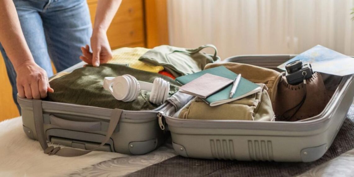 5 objetos fundamentales para viajar este puente de octubre que sueles olvidar en casa