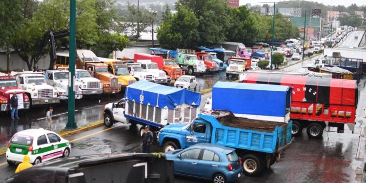 Empresas turísticas de Veracruz y Puebla cancelan viajes hacia el Pico de Orizaba por aumento de asaltos