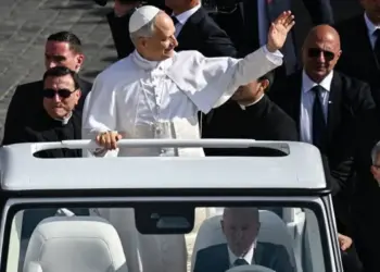 Cambio de destino o devolución del dinero, las opciones que las agencias locales barajan de cara a la posible suspensión de la visita papal