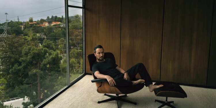 Anthony Vaccarello Bows Out at Saint Laurent
