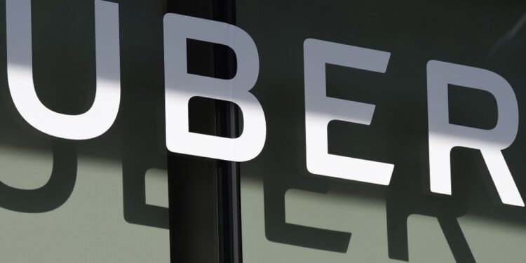 Uber incorpora video en vivo para que los padres supervisen viajes de adolescentes