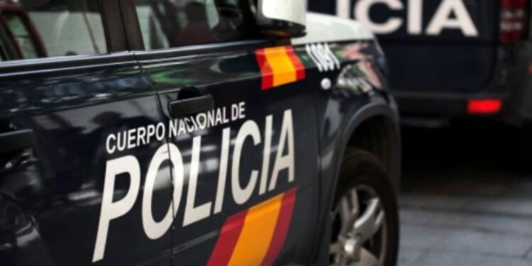 Detenida una agente de viajes por estafar más de 40.000 euros a 80 jubilados en Salamanca