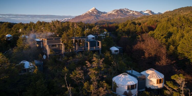 PATAGONIA CAMP ES NOMINADO A EMPRESA TURÍSTICA DEL AÑO EN LOS PREMIOS FEDETUR 2026