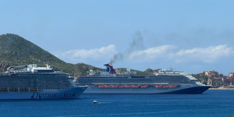 Cabo San Lucas aumenta 45% sus arribos de cruceros durante 2026