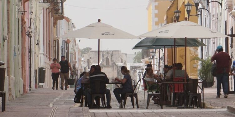 Hoteleros advierten que alza al DNR encarecerá viajes y frenará el turismo en México