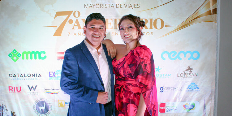 CÓCTEL POR EL 7MO ANIVERSARIO DE CRISMARK TRAVEL