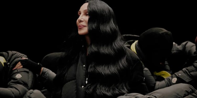 Cher Talks Being a Style Icon (”It’s Fabulous!”) and Remembers Bob Mackie