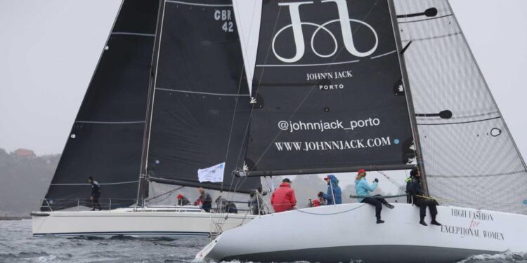 Unos 40 veleros se dan cita en el Trofeo Vila de Bouzas