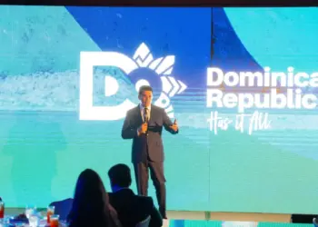 David Collado destaca en Texas el potencial de inversión y turismo de RD