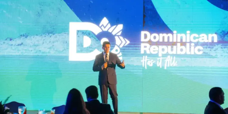 David Collado destaca en Texas el potencial de inversión y turismo de RD