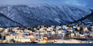 De Estrasburgo al Ártico: los destinos europeos más buscados para viajar este invierno