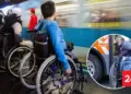 Movilidad reducida: viajes en Santiago tardan hasta 40% más