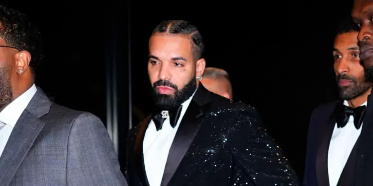Drake Celebrates 40 With a Big Rolex, Free Birkins, and the Backstreet Boys