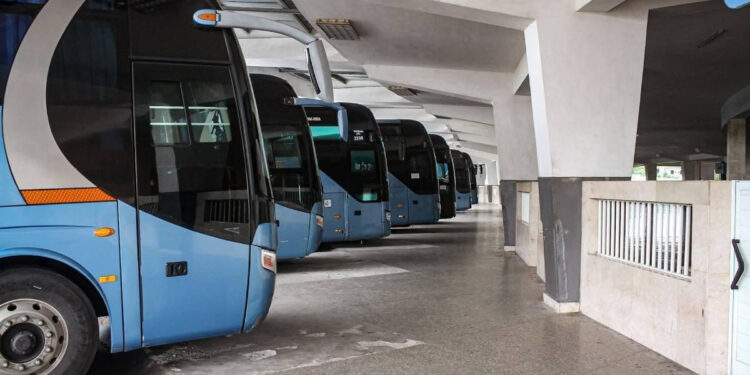 Ómnibus Yutong en Terminal de La Habana (Imagen de referencia) © Facebook / Eduardo Rodríguez Dávila