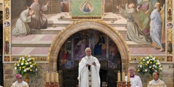 El Papa canceló uno de sus viajes