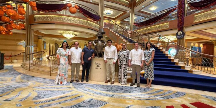 El crucero Disney Dream toca por primera vez puerto dominicana, al llegar Puerto Plata • PDCC