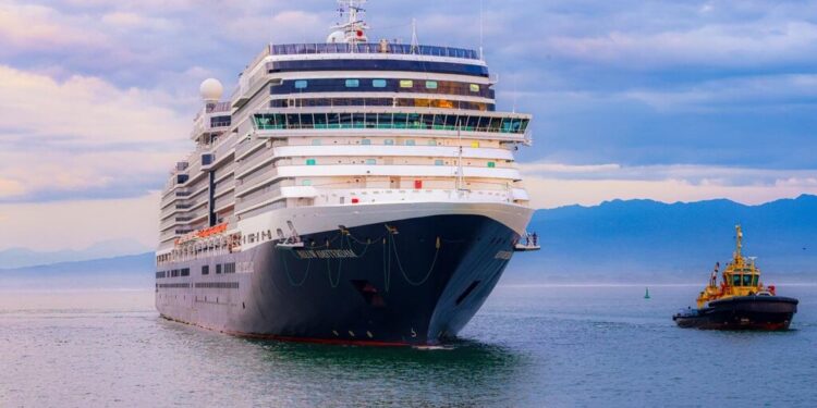 Crucero Nieuw Amsterdam arribó a El Salvador