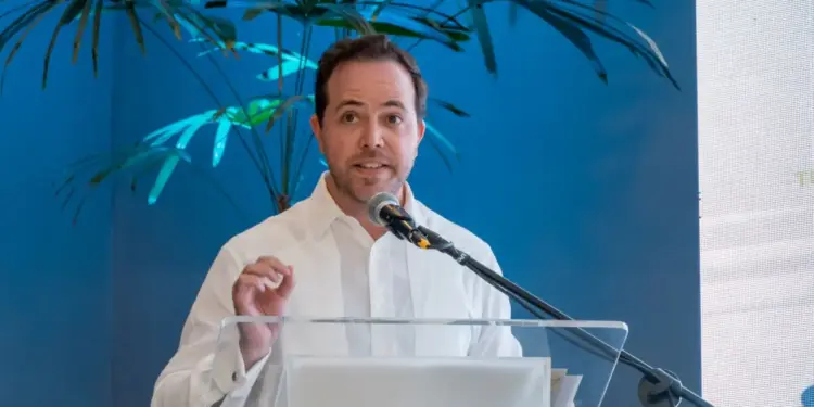 Futuro del turismo de cruceros bajo lupa en evento