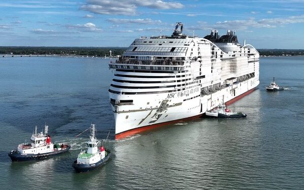 Próximo buque de MSC Cruises toca el agua por primera vez en Chantiers de l'Atlantique
