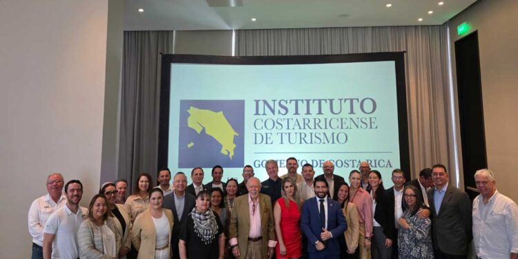 ICT convoca a sector privado para trazar estrategia de atracción turística • PDCC