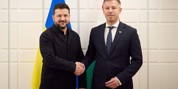 Es poco probable que Zelenski viaje a Budapest, según Peter Magyar