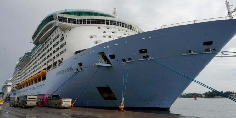 Alcaldesa Estrella Palacios confirma flujo de cruceros y el respaldo de las navieras en Mazatlán