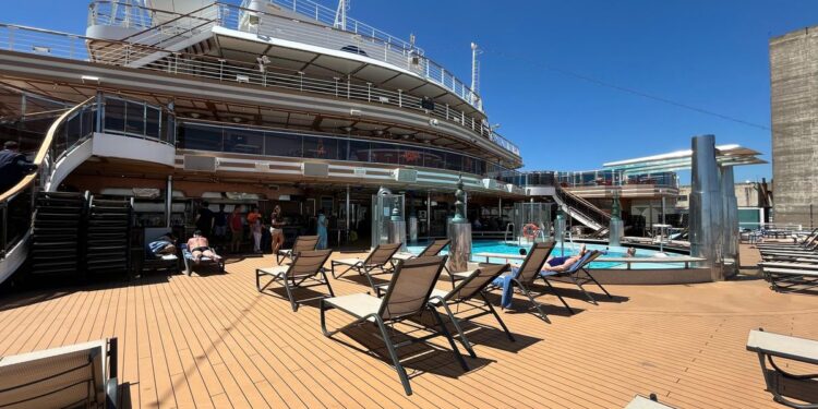 Crucero Costa Diadema de 8 días por Sudamérica desde US$ 819