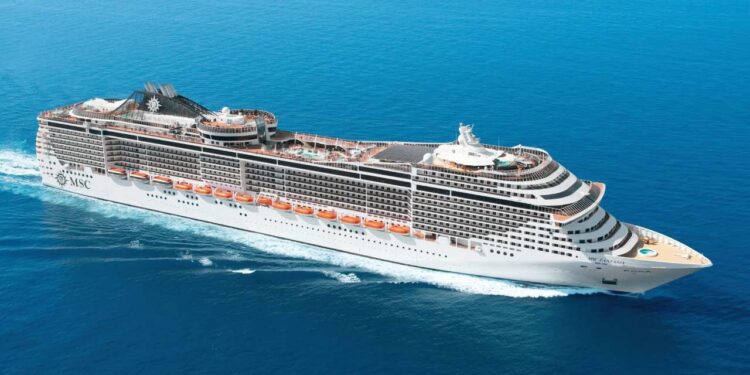 Guía de cruceros 2026: de miniviajes a travesías de 22 días