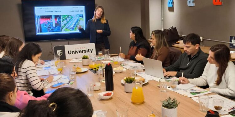 Capacitación continua con Tower Travel